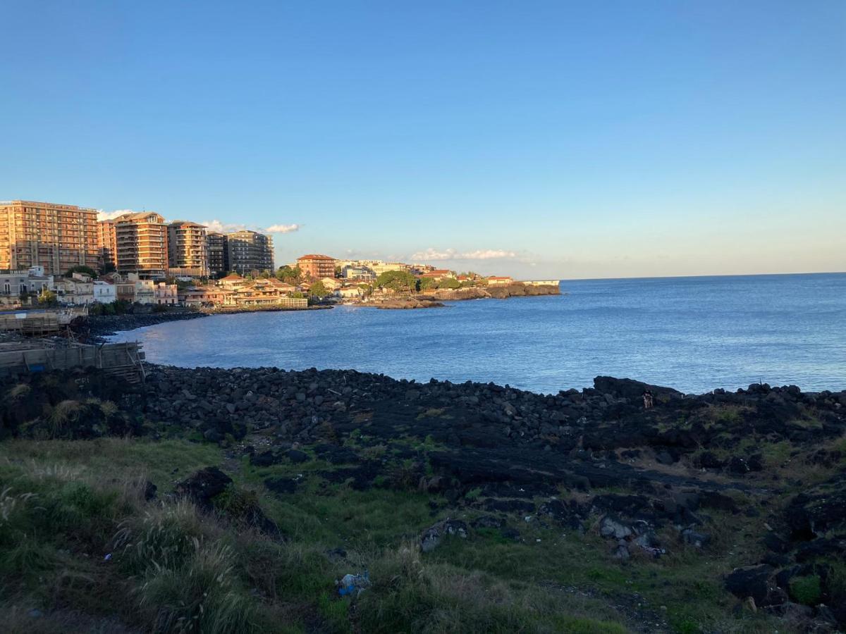 Lavica Di Mezzo Apartments كاتانيا المظهر الخارجي الصورة