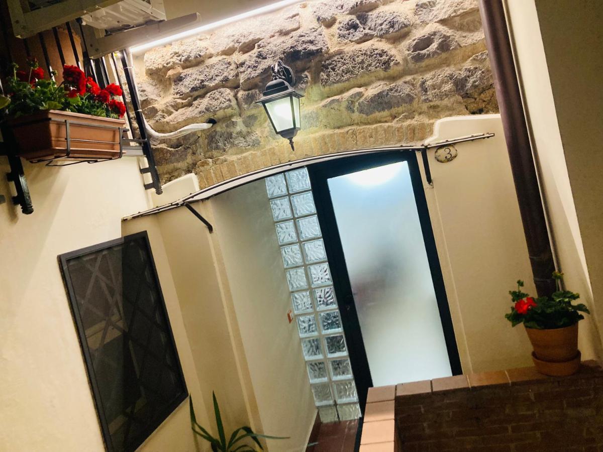 Lavica Di Mezzo Apartments كاتانيا المظهر الخارجي الصورة